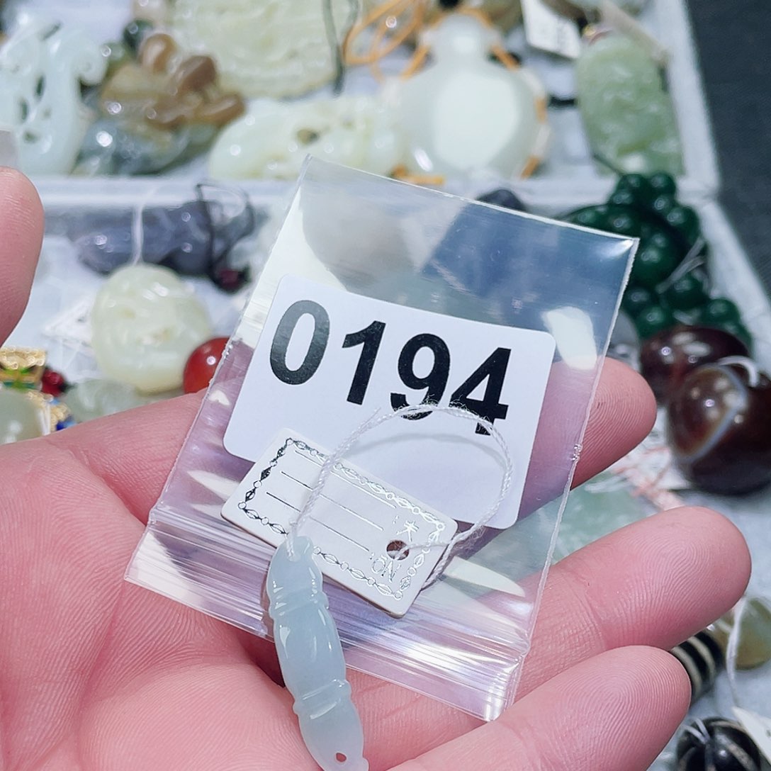 和田玉车挂未镶嵌