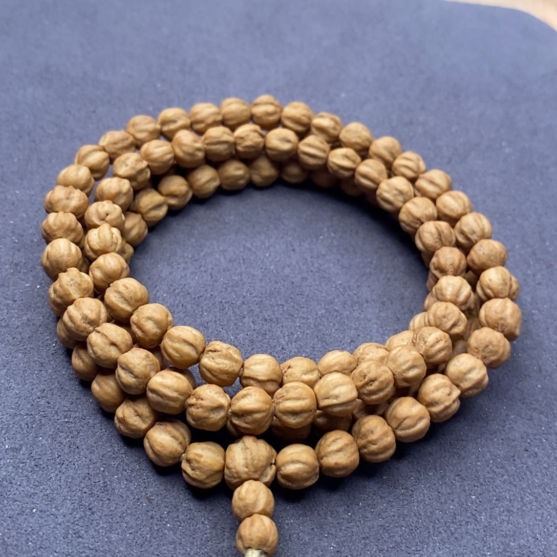 柏香籽/百香籽吊坠啊***喂