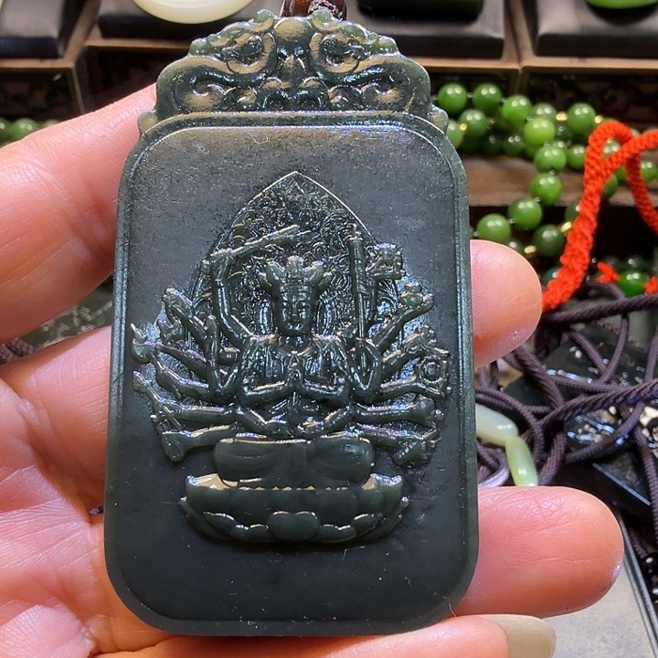 和田玉（青玉）未镶嵌颈饰