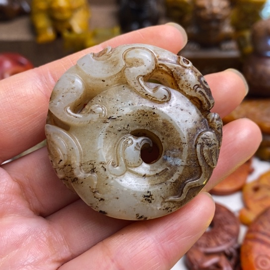 蛇纹石玉未镶嵌颈饰23