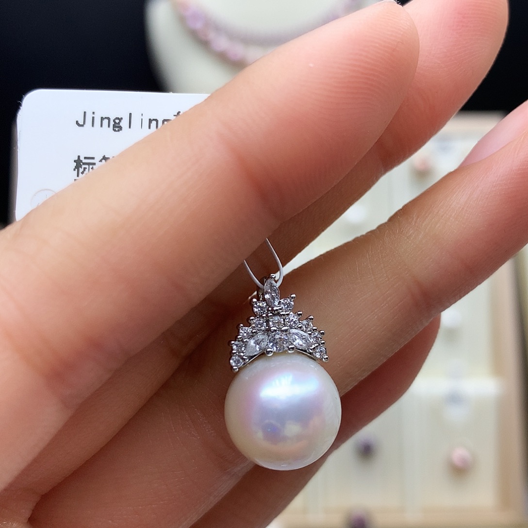 淡水珍珠合金颈饰