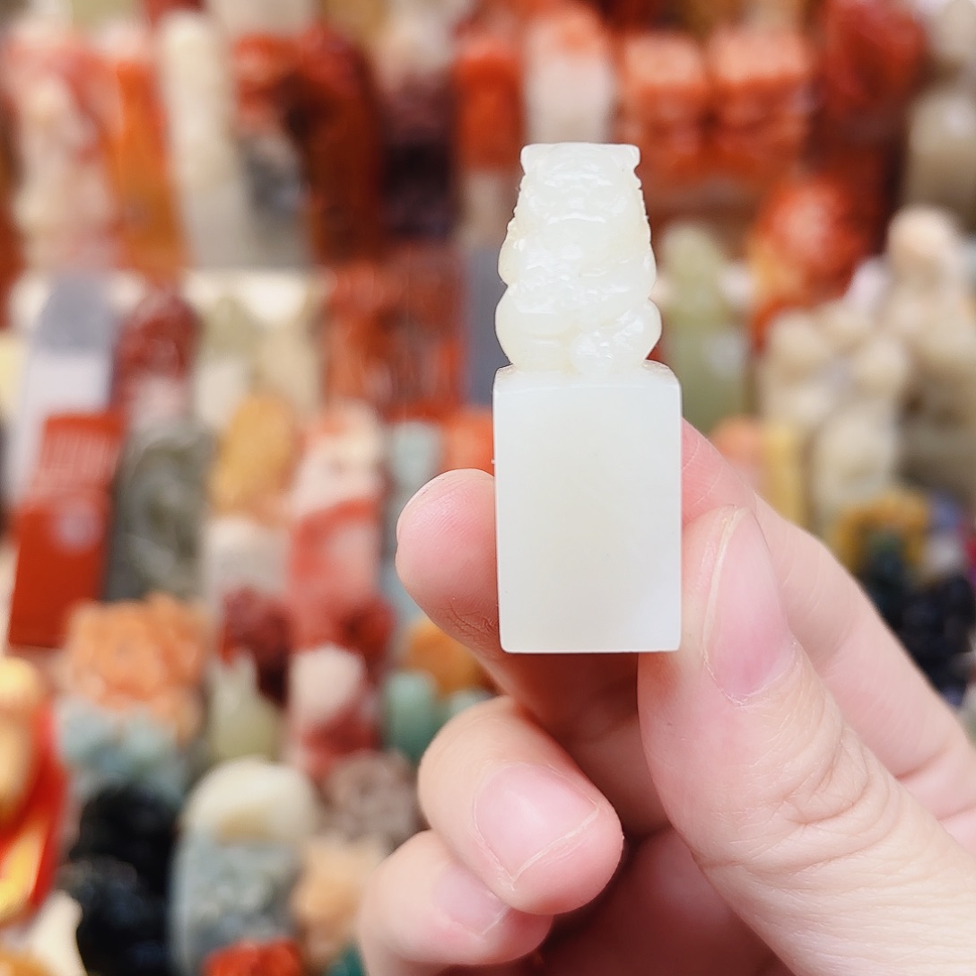 猫***呜印石寿山石定制名章