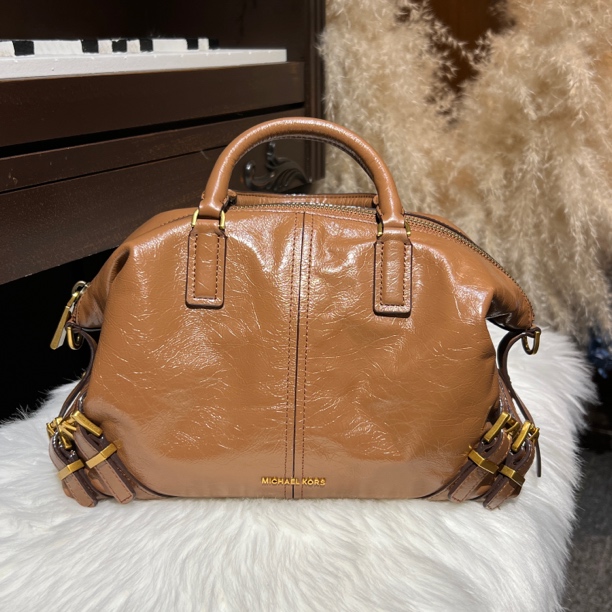 全新未使用 MICHAEL KORS/迈克高仕 Darrington mk油蜡棕色手提包