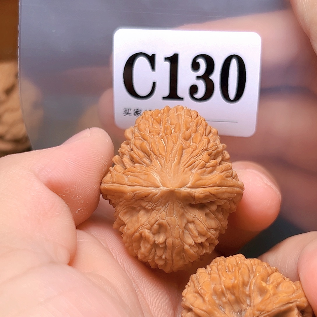 文玩核桃吊坠35蒜头