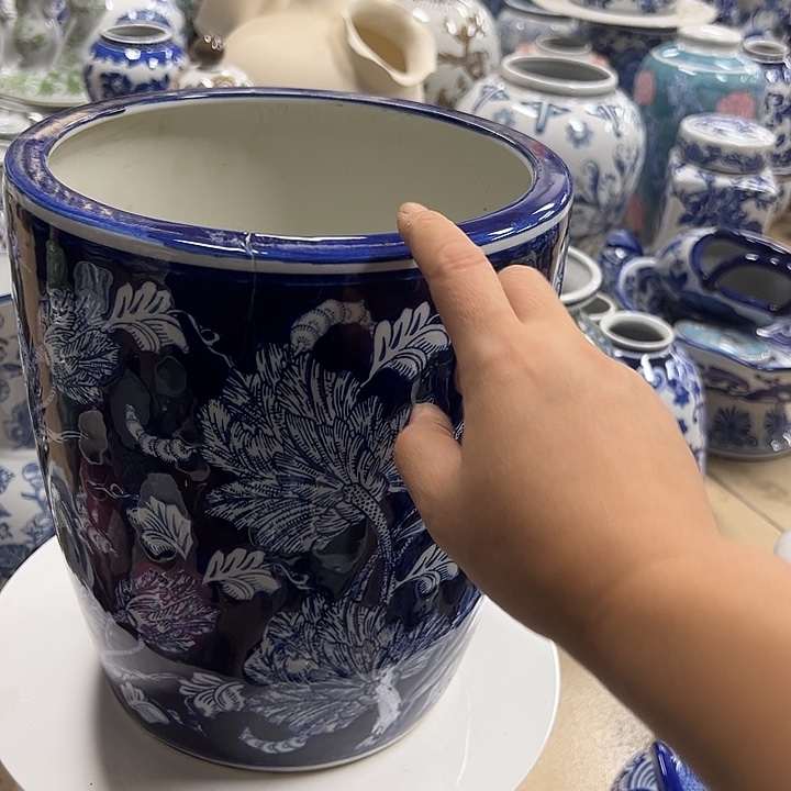 瓷片微瑕。。。。。。。。。。。。。