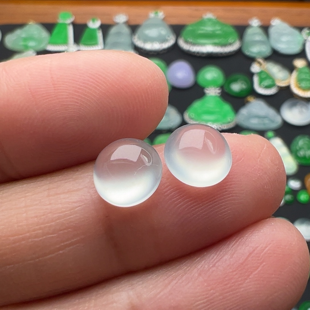 翡翠颈饰未镶嵌蛋7.6