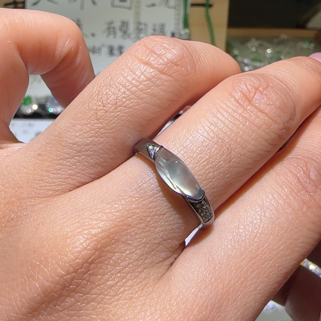 【闪购商品】翡翠戒指18K金镶嵌缅甸