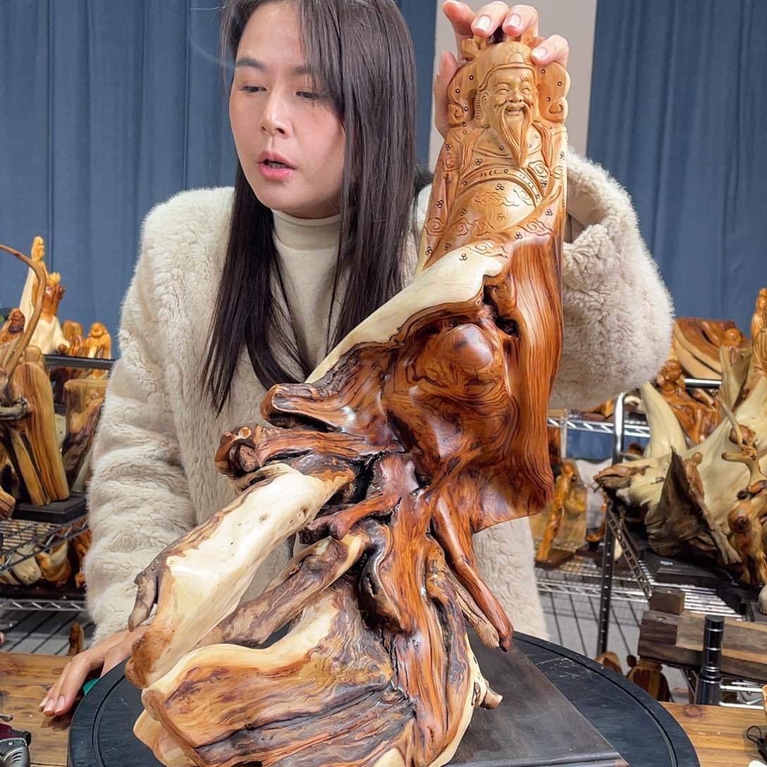 柏木（崖柏）随型艺术根雕