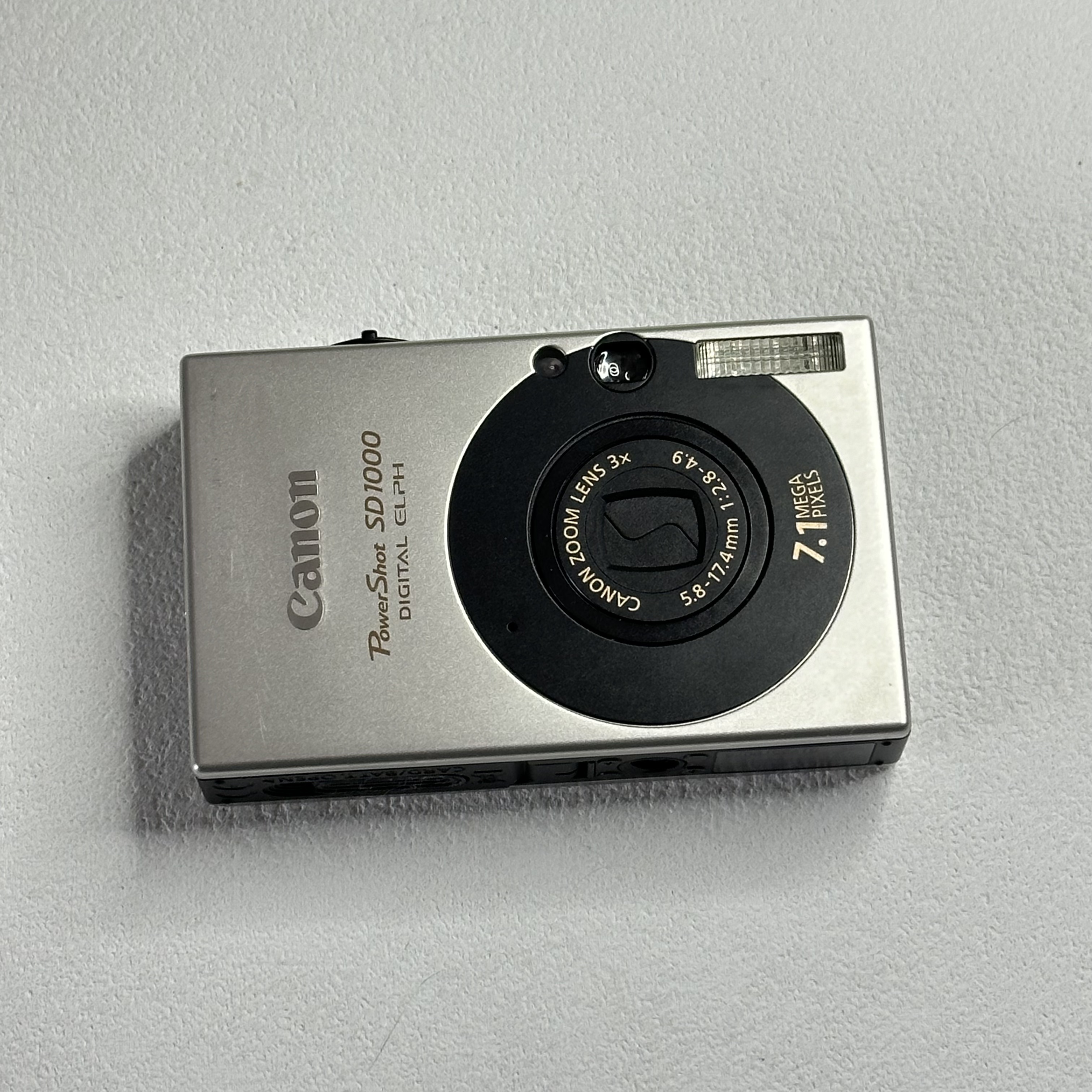 9新 Canon/佳能 ixus70 710w像素3倍光变 复古柔焦冷白皮便携CCD