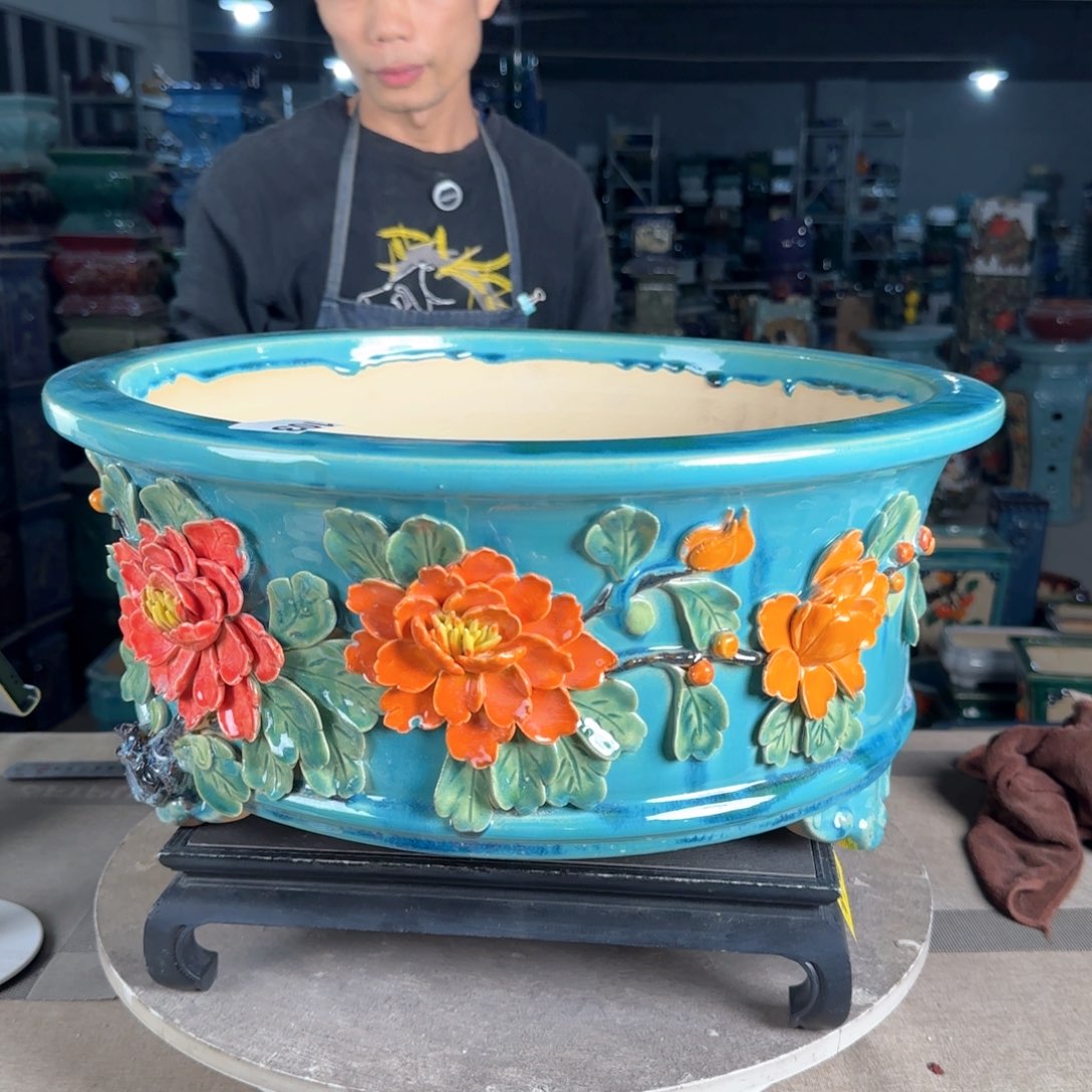 一风堂石湾花盆。