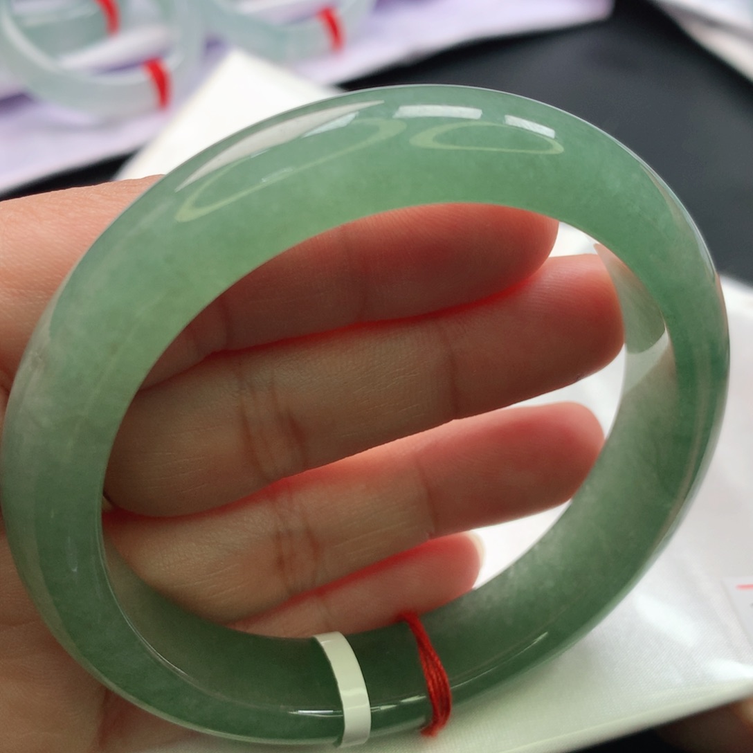 翡翠手镯未镶嵌缅甸58.59