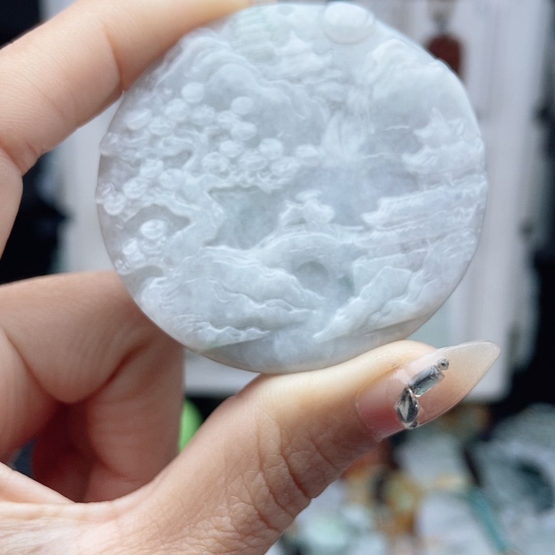 翡翠颈饰未镶嵌翡翠