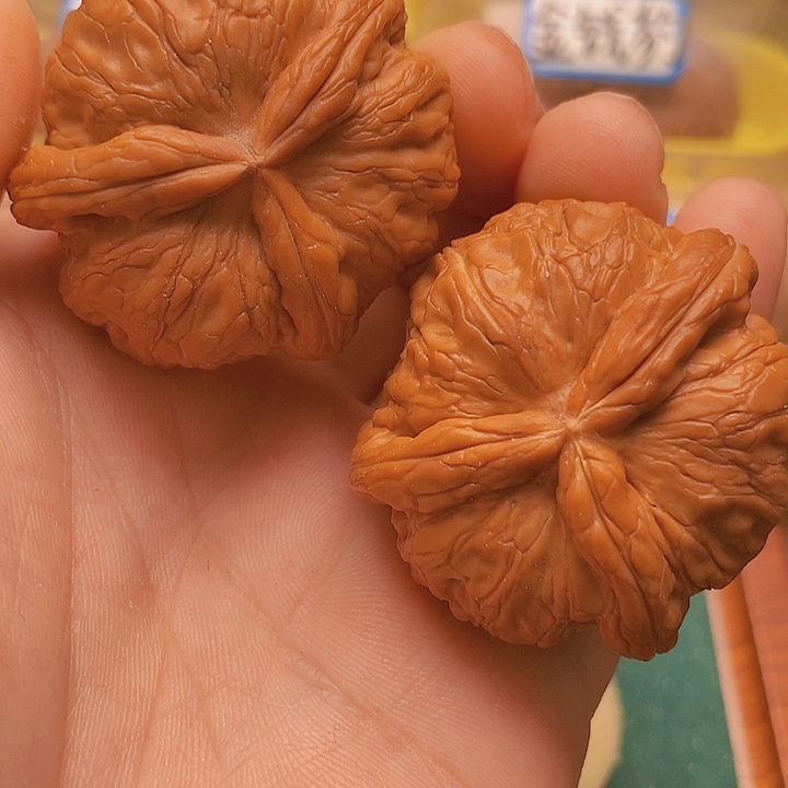 文玩核桃把件45全品粗筋肉球元宝三棱