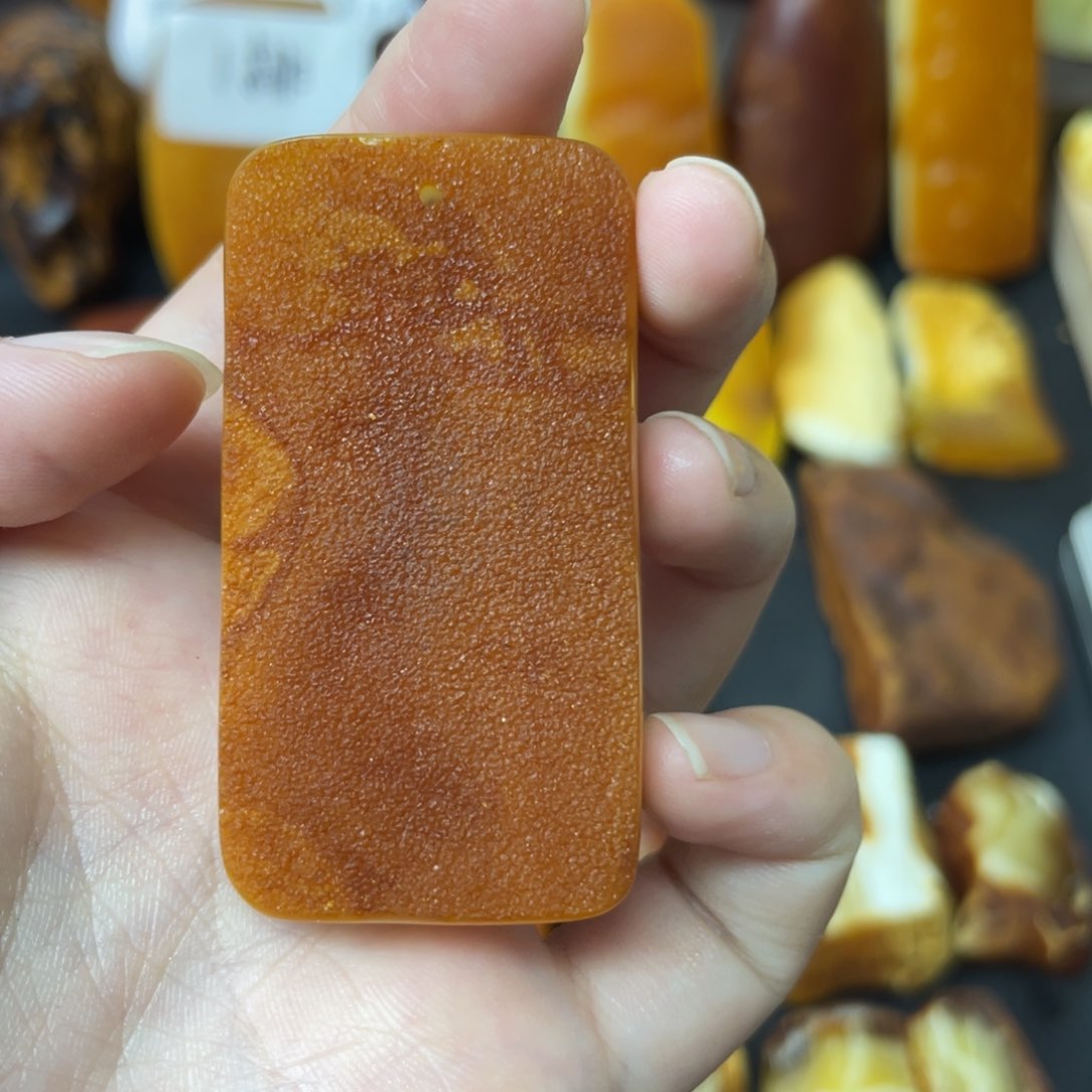 定制蜜蜡未镶嵌原石