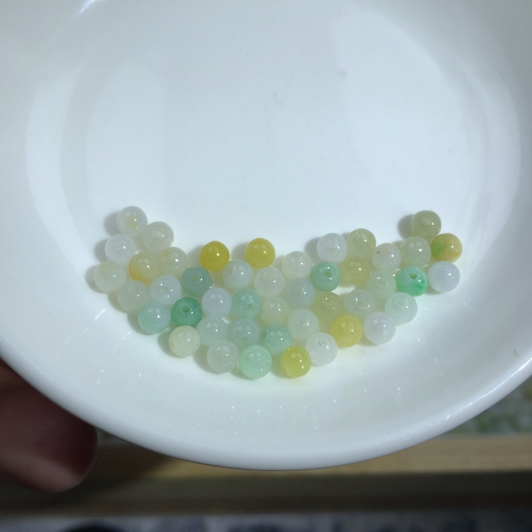 翡翠散珠卡4。40颗➕5。单圈量 