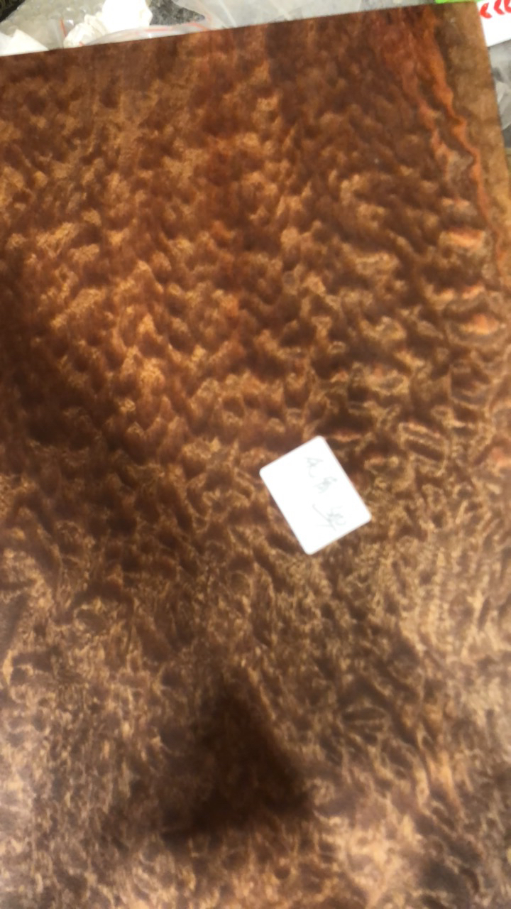 今丝花梨满花纹木料