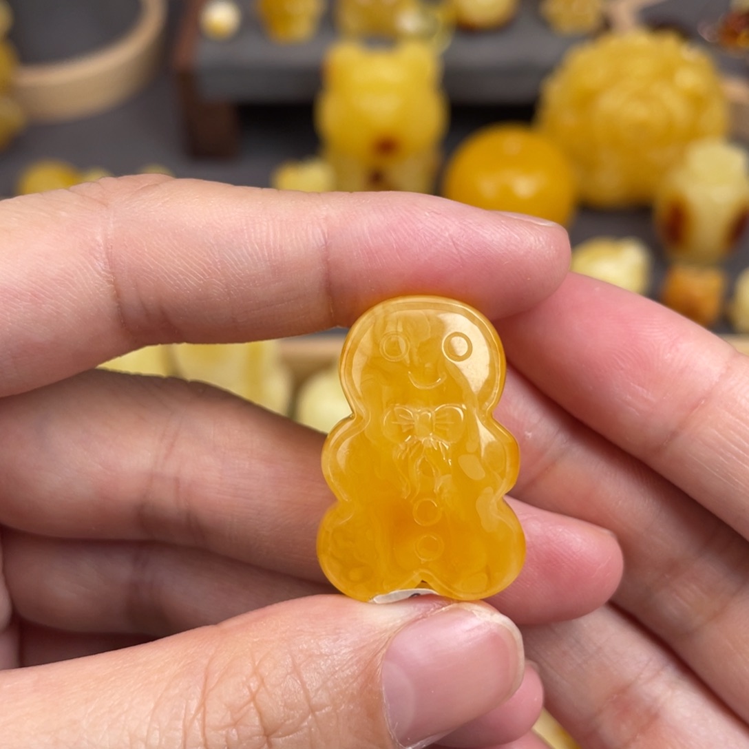 未镶嵌琥珀裸石蜜蜡