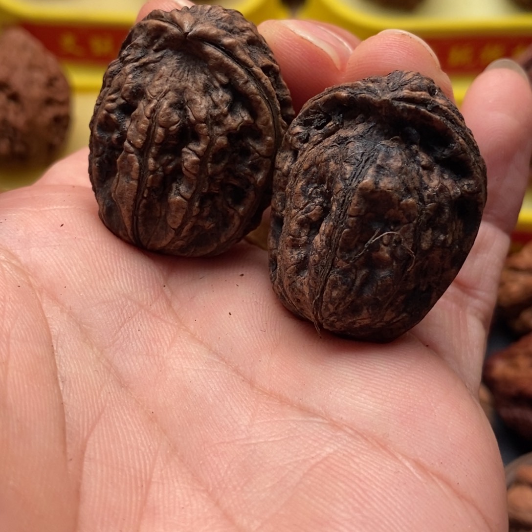 文玩核桃吊坠小涵5