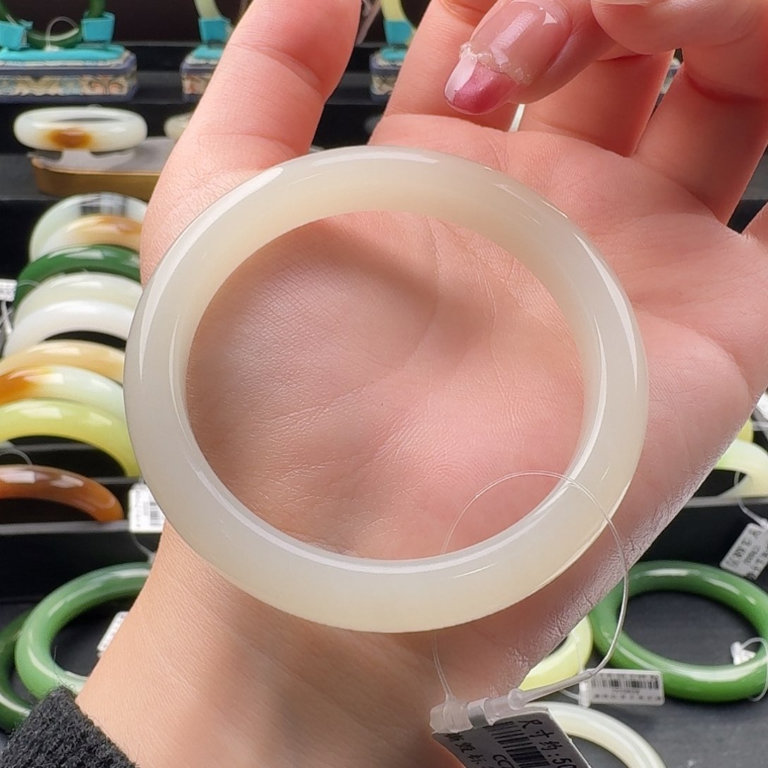 未镶嵌手镯和田玉阳*青海湖水绿荔枝肉50.6