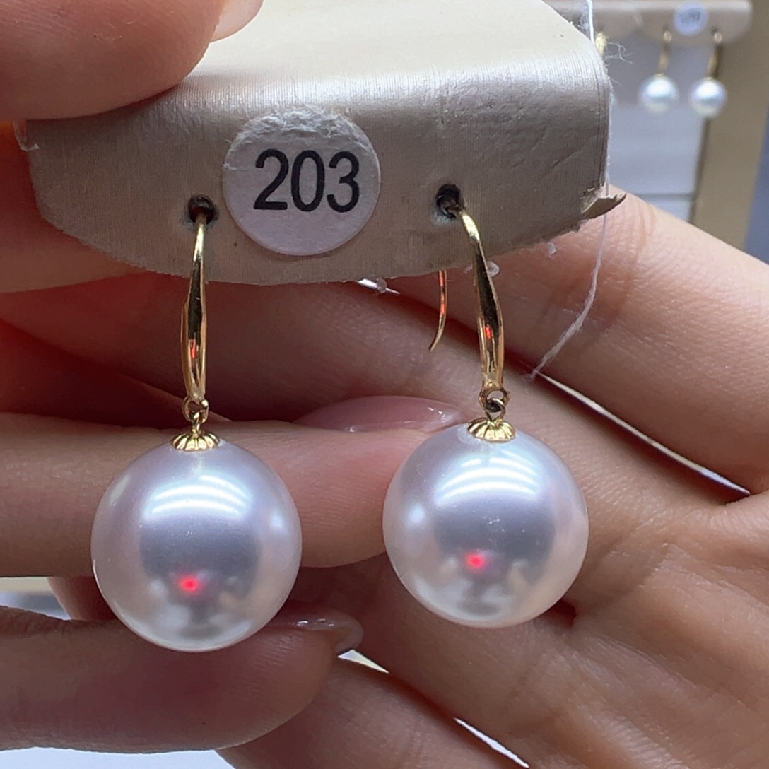 18K金镶嵌淡水珍珠耳饰