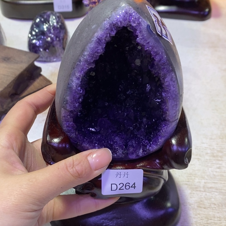 水晶摆件未镶嵌认****a摆件