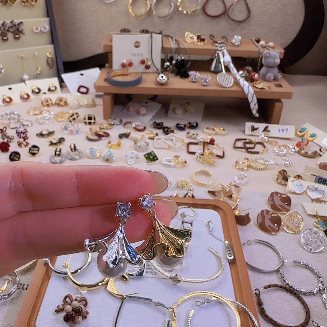 仿珍珠铜合金925银耳钉