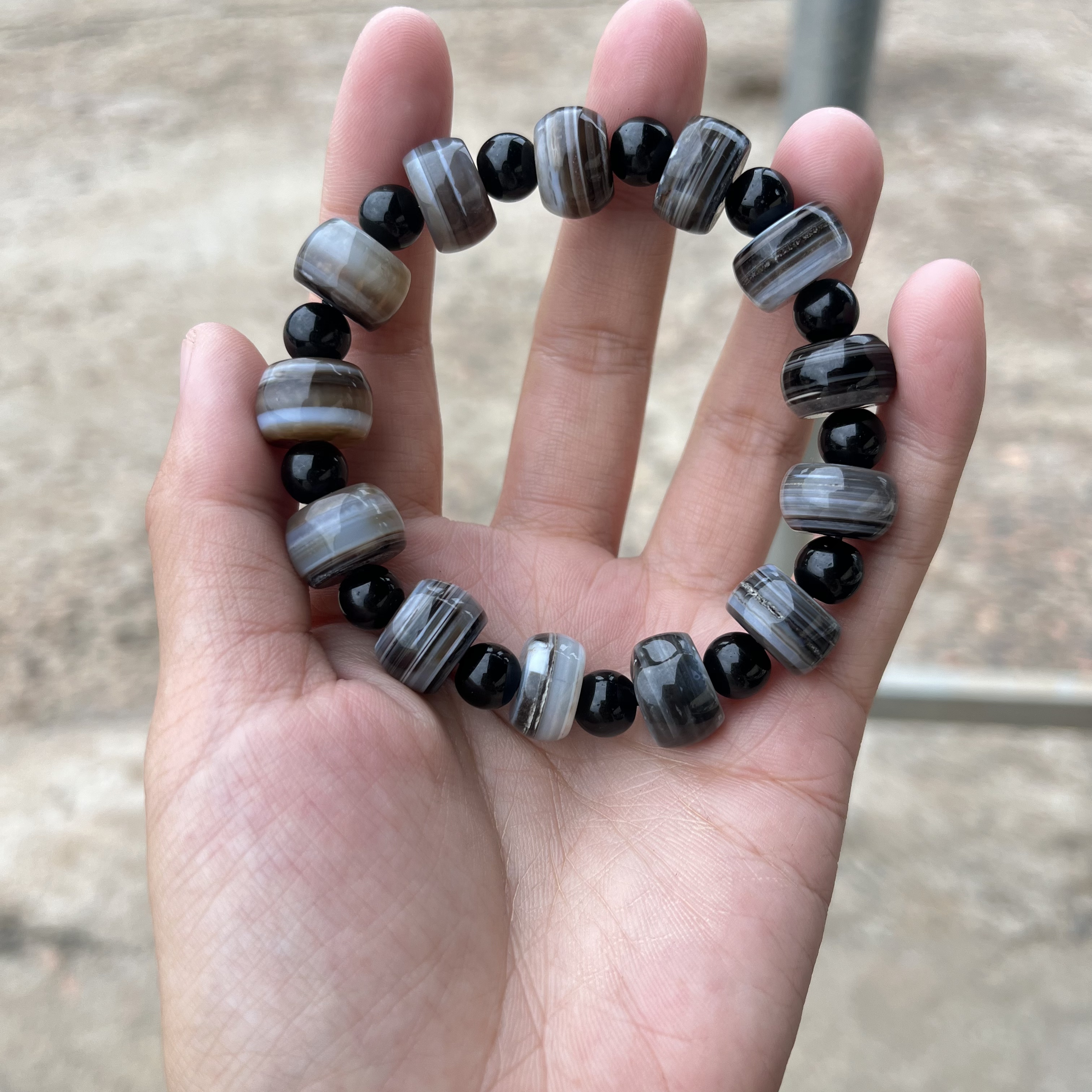 福利品缠丝玛瑙手串