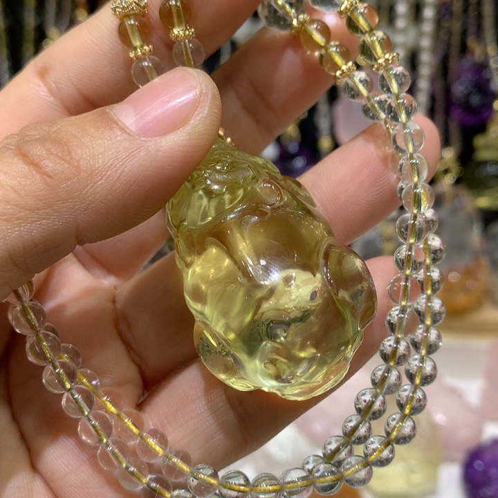 水晶颈饰未镶嵌_****?天然