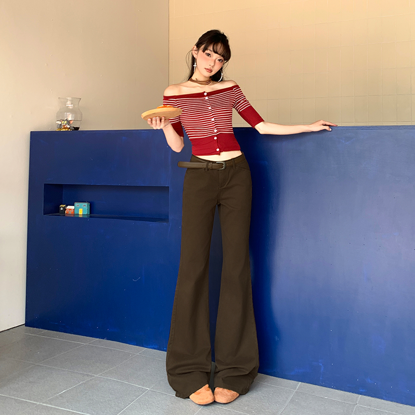 美式棕咖色微喇牛仔裤女2025新款秋冬爆款显瘦宽松不贴腿拖地裤子