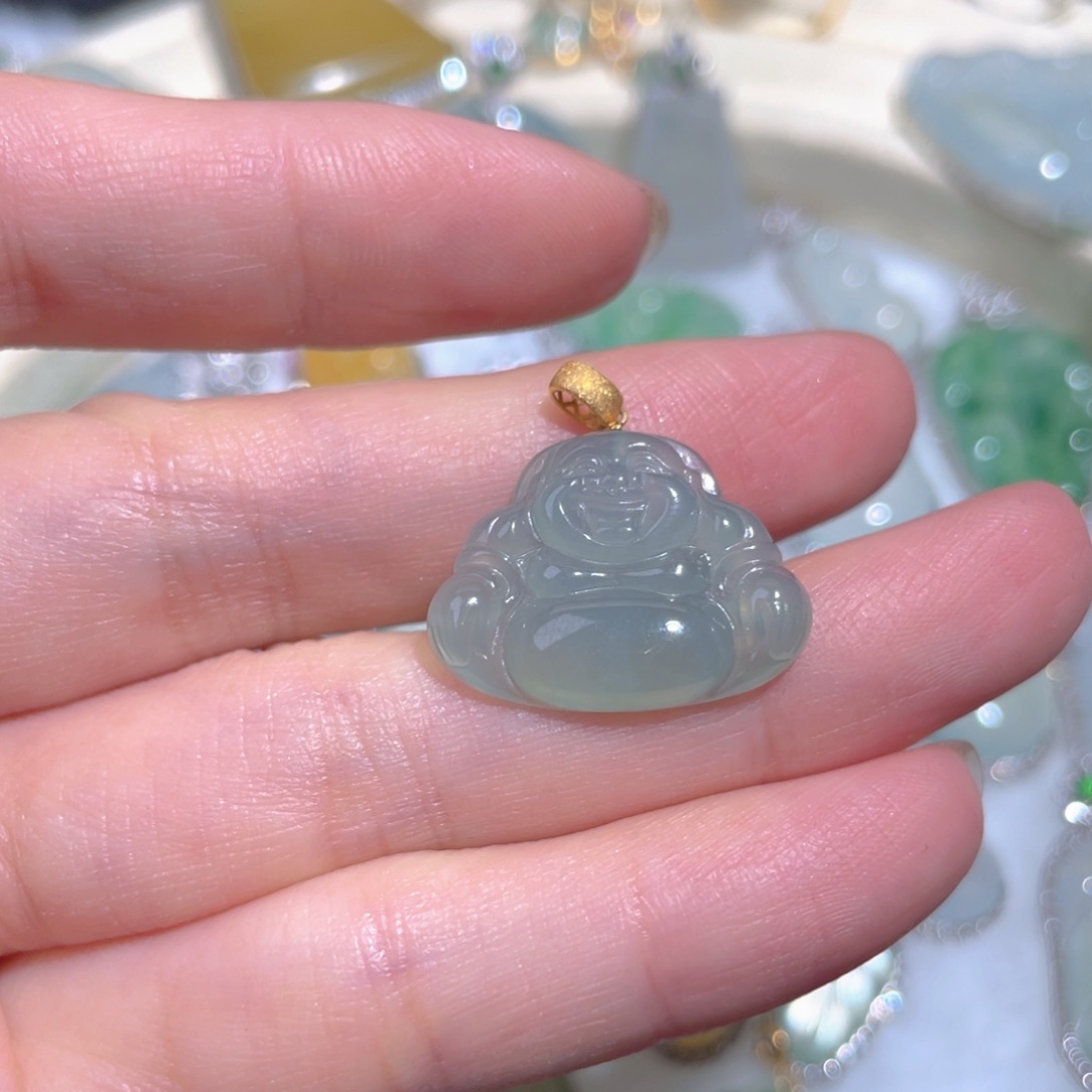 翡翠颈饰18K金镶嵌翡翠