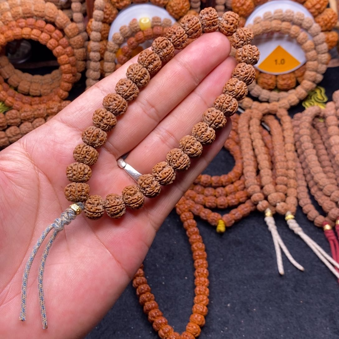 金刚菩提手串凹底梅花尺寸1.2