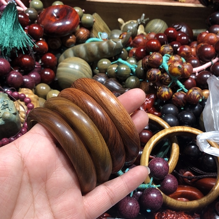维腊木（绿檀）123365778899877