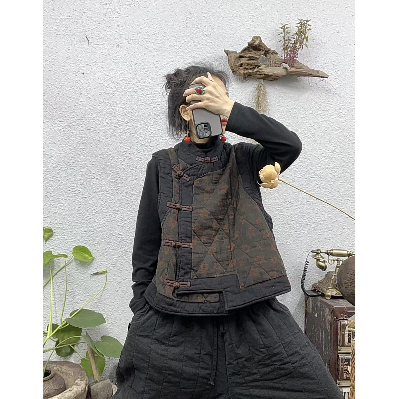25387绿花夹棉斜盘扣花色后开叉开扣开衫马甲（长58胸围120