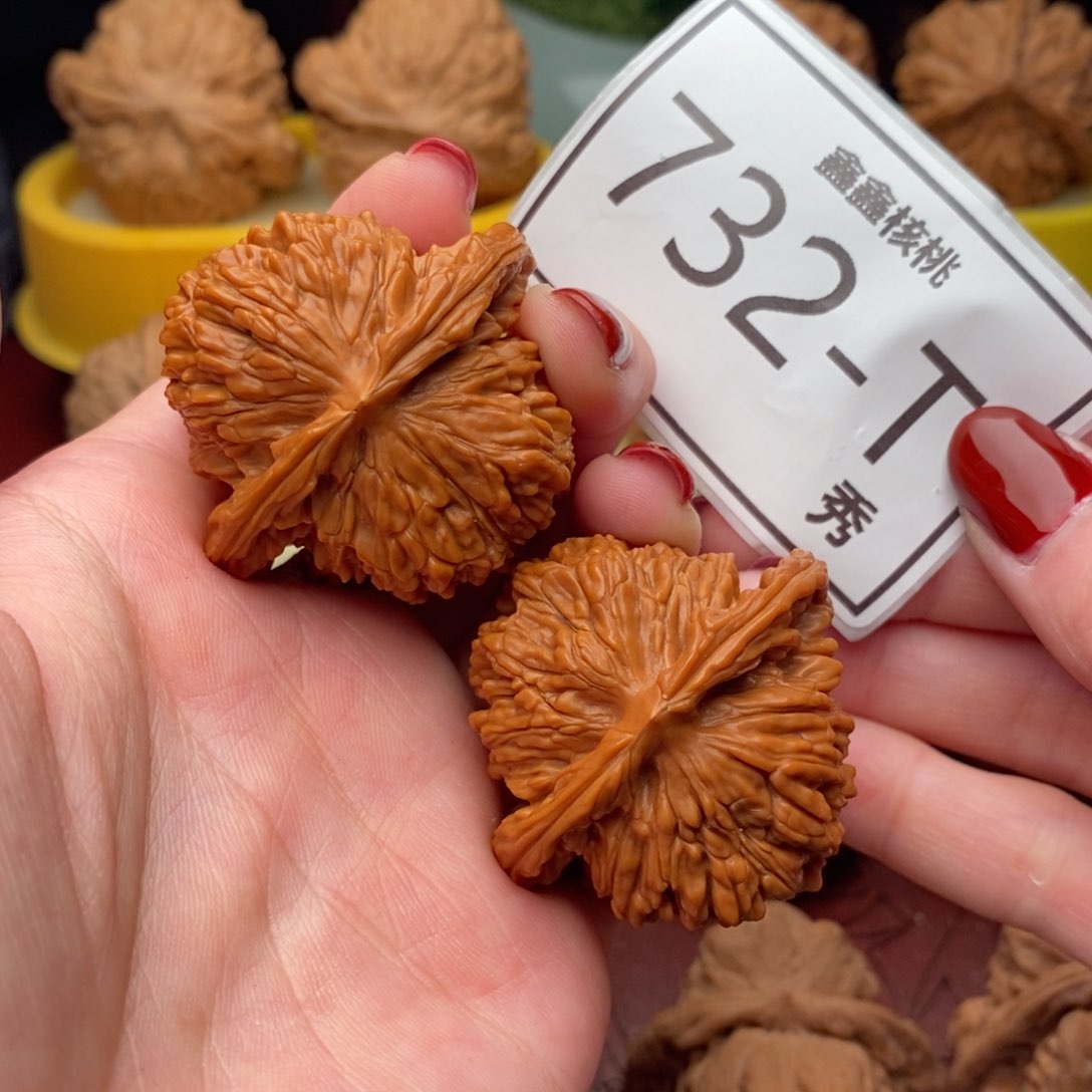 文玩核桃把件汉高楼43