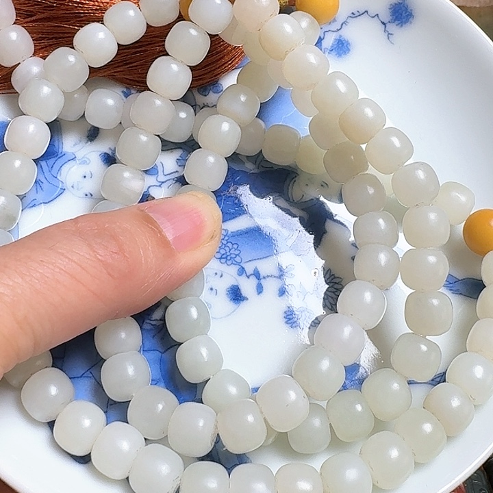 瓷片踏****老新号开插瓷盘一个