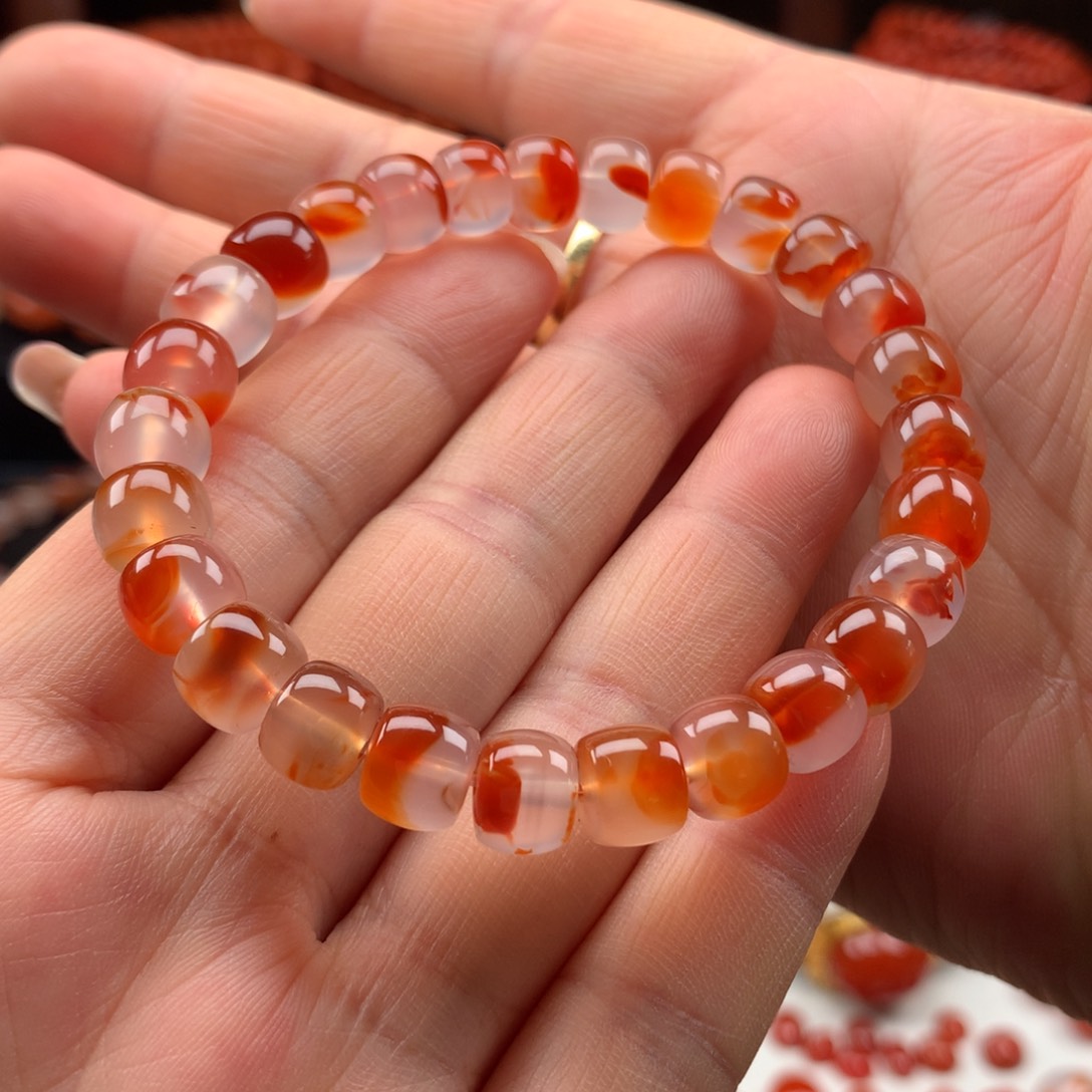 南红玛瑙手串未镶嵌