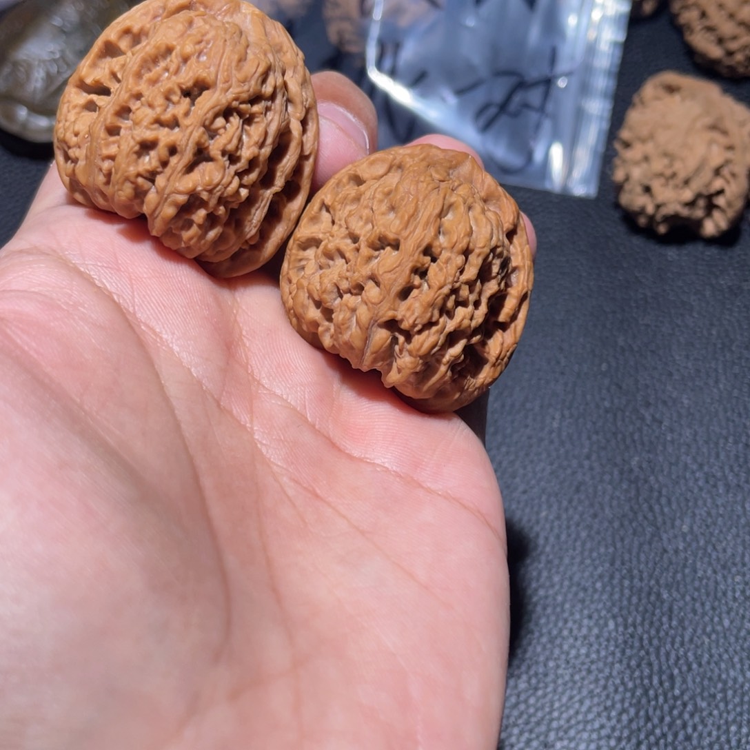 吊坠文玩核桃南疆