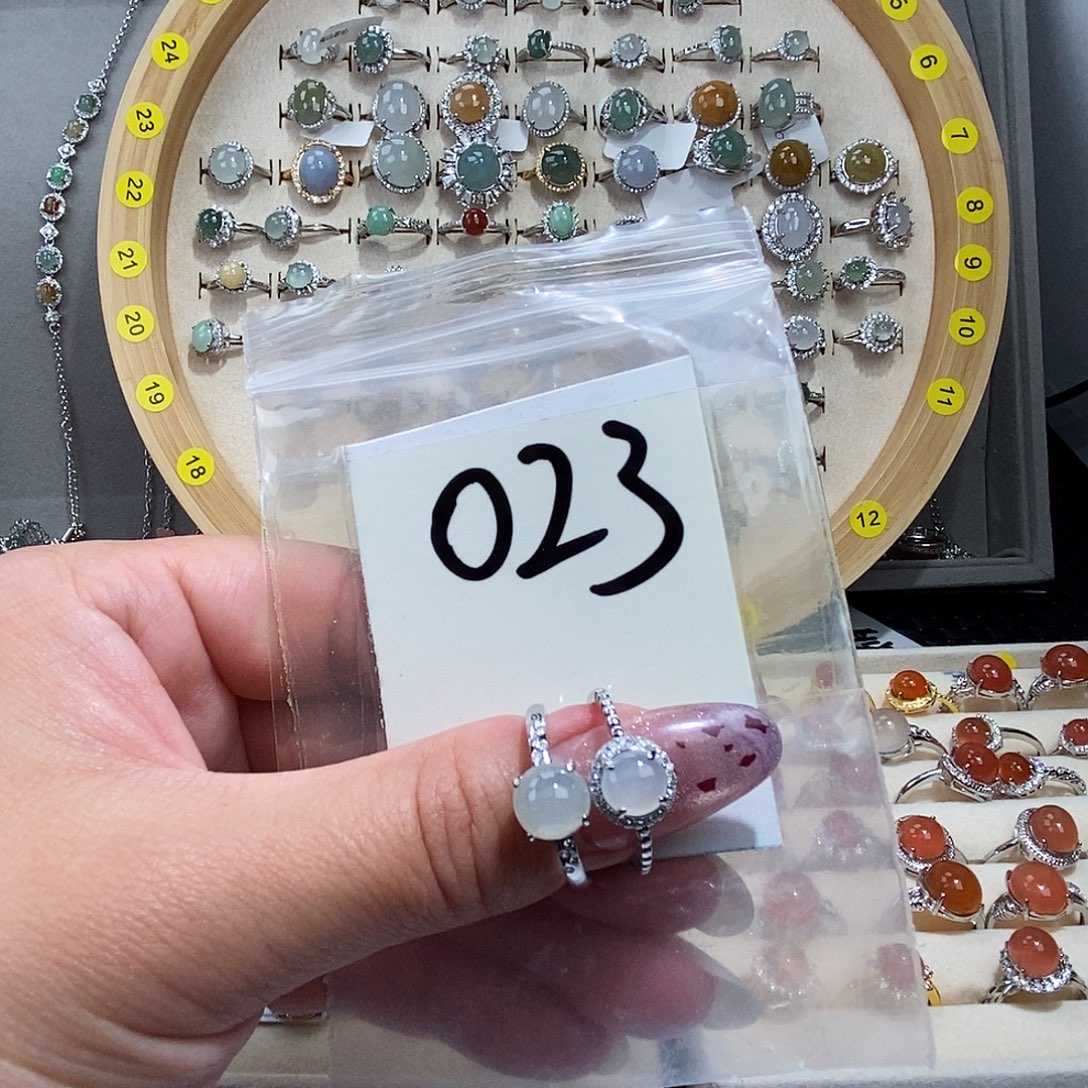 翡翠未镶嵌戒指缅甸