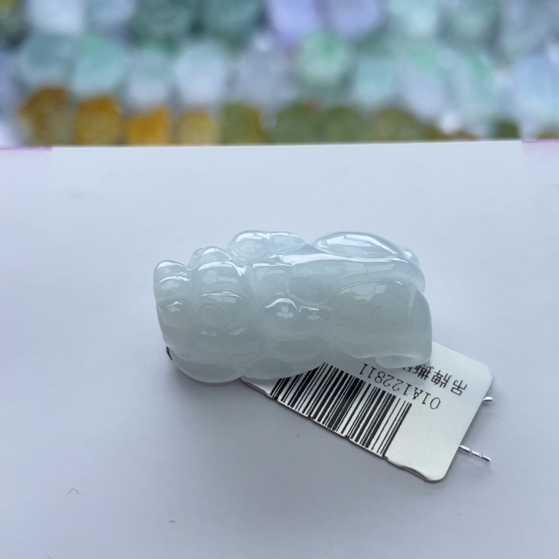 翡翠颈饰未镶嵌貔貅