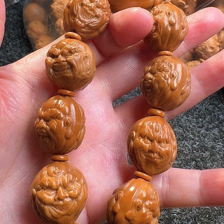 橄榄核吊坠橄榄双面恶僧