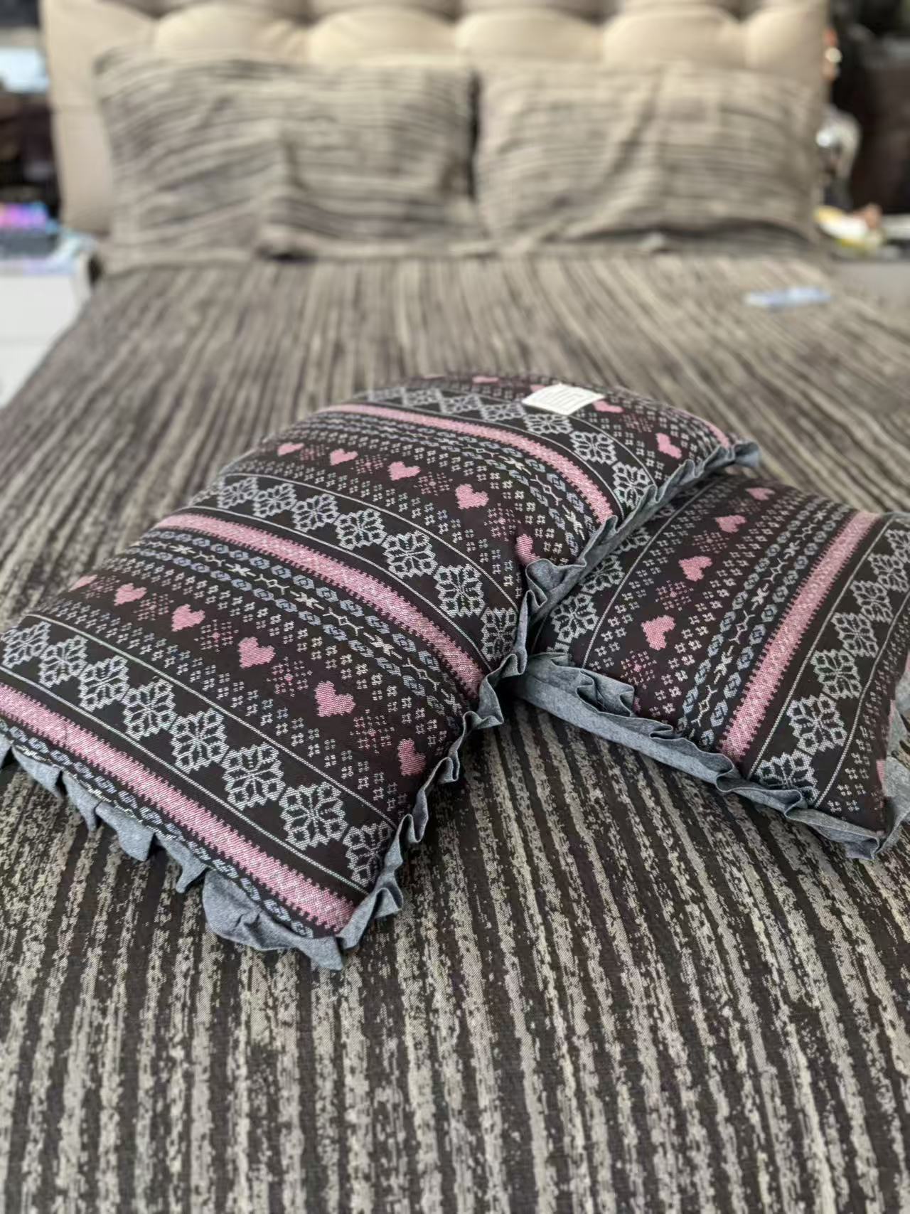 心愿-高奢亲肤柔软舒适提花艺术枕头