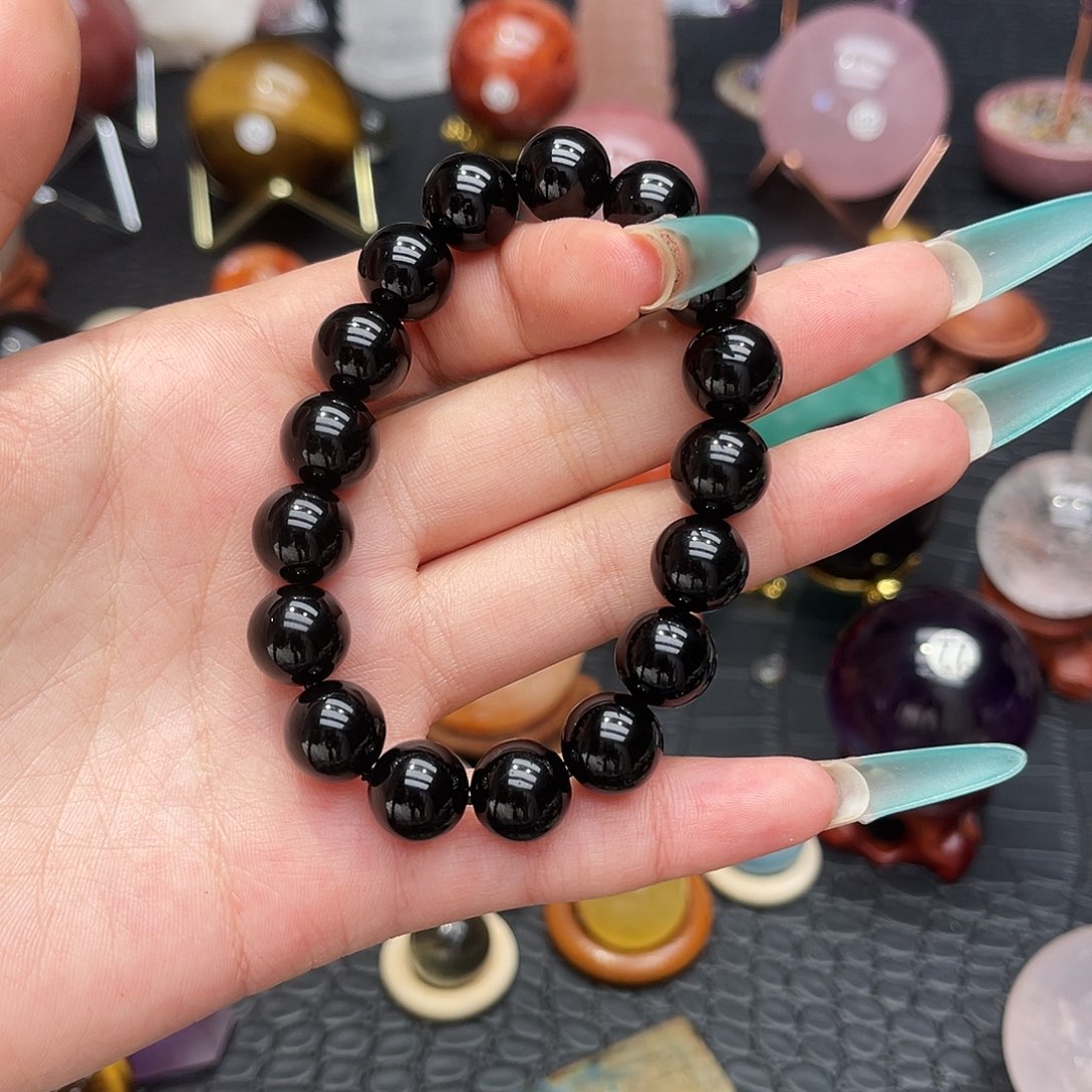 未镶嵌珠宝半成品水晶微瑕10.7