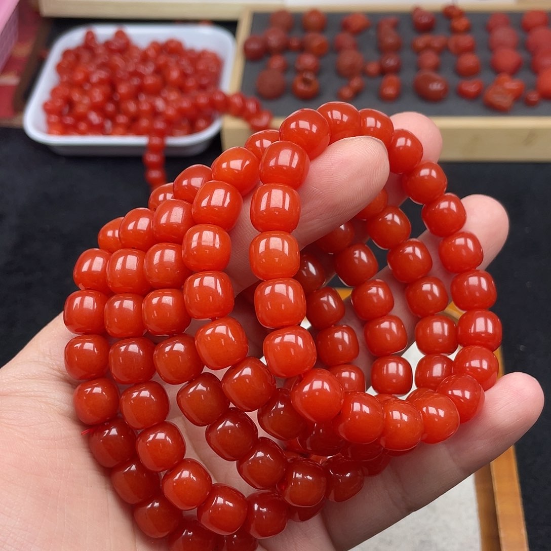 南红玛瑙19号保山锦红亮光卡10老型手链未镶嵌