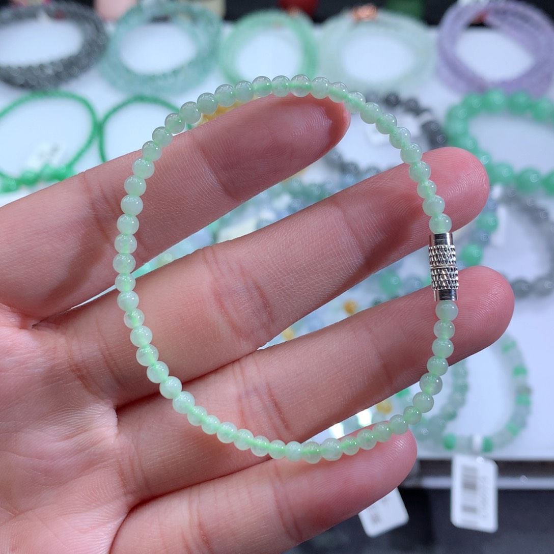 翡翠手链未镶嵌天然