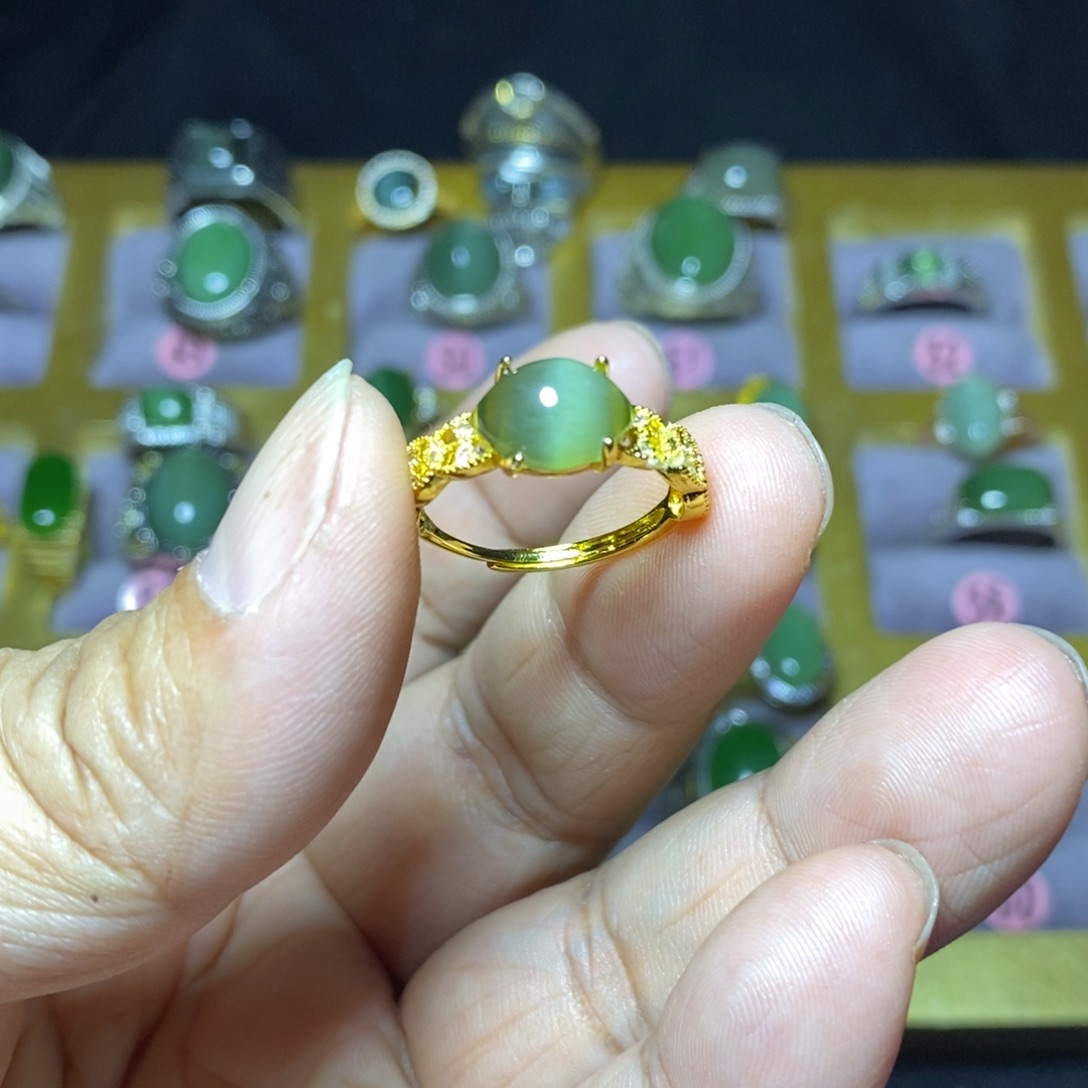 和田玉（碧玉）戒指未镶嵌