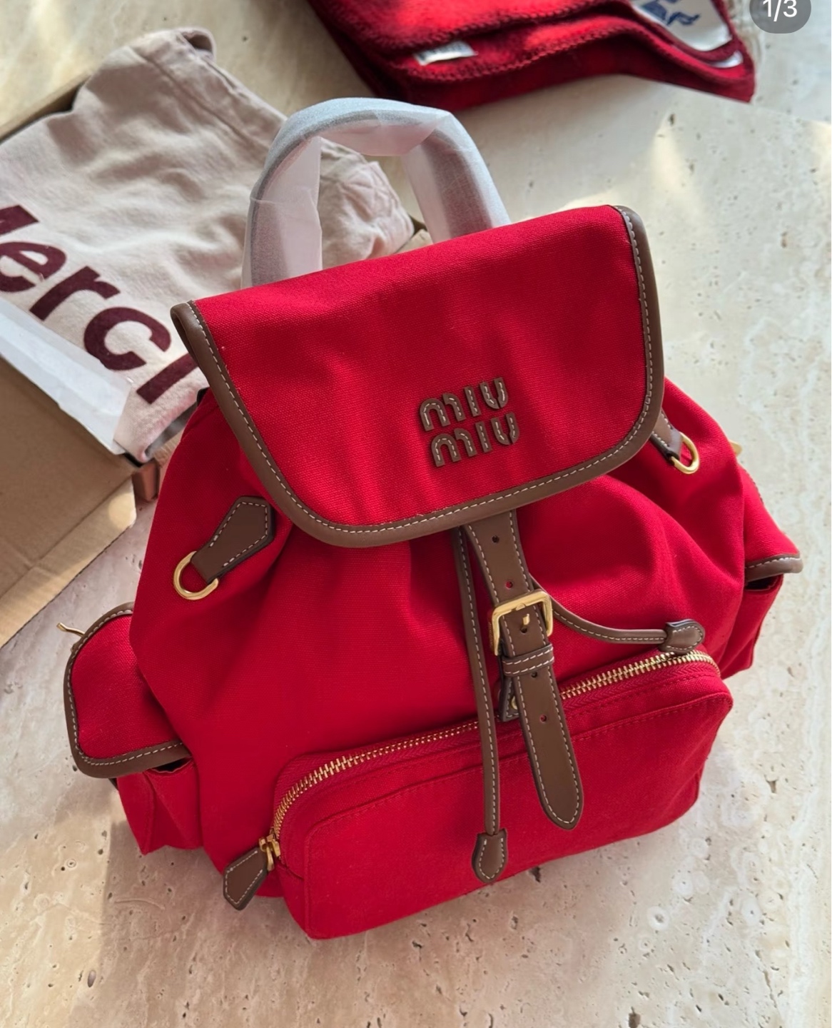 95新 MIU MIU/缪缪 红色帆布大号双肩包 24cm 19035429