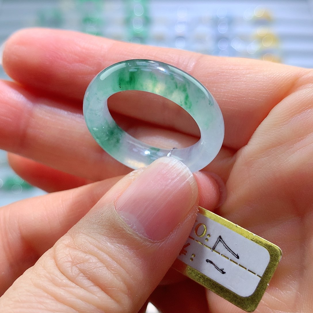 翡翠戒指未镶嵌17号