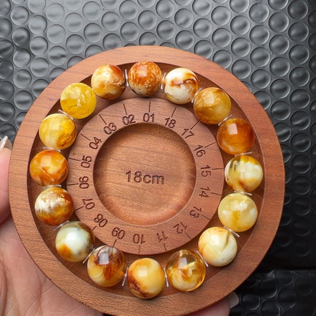 琥珀裸石未镶嵌琥珀裸石未镶嵌微瑕13