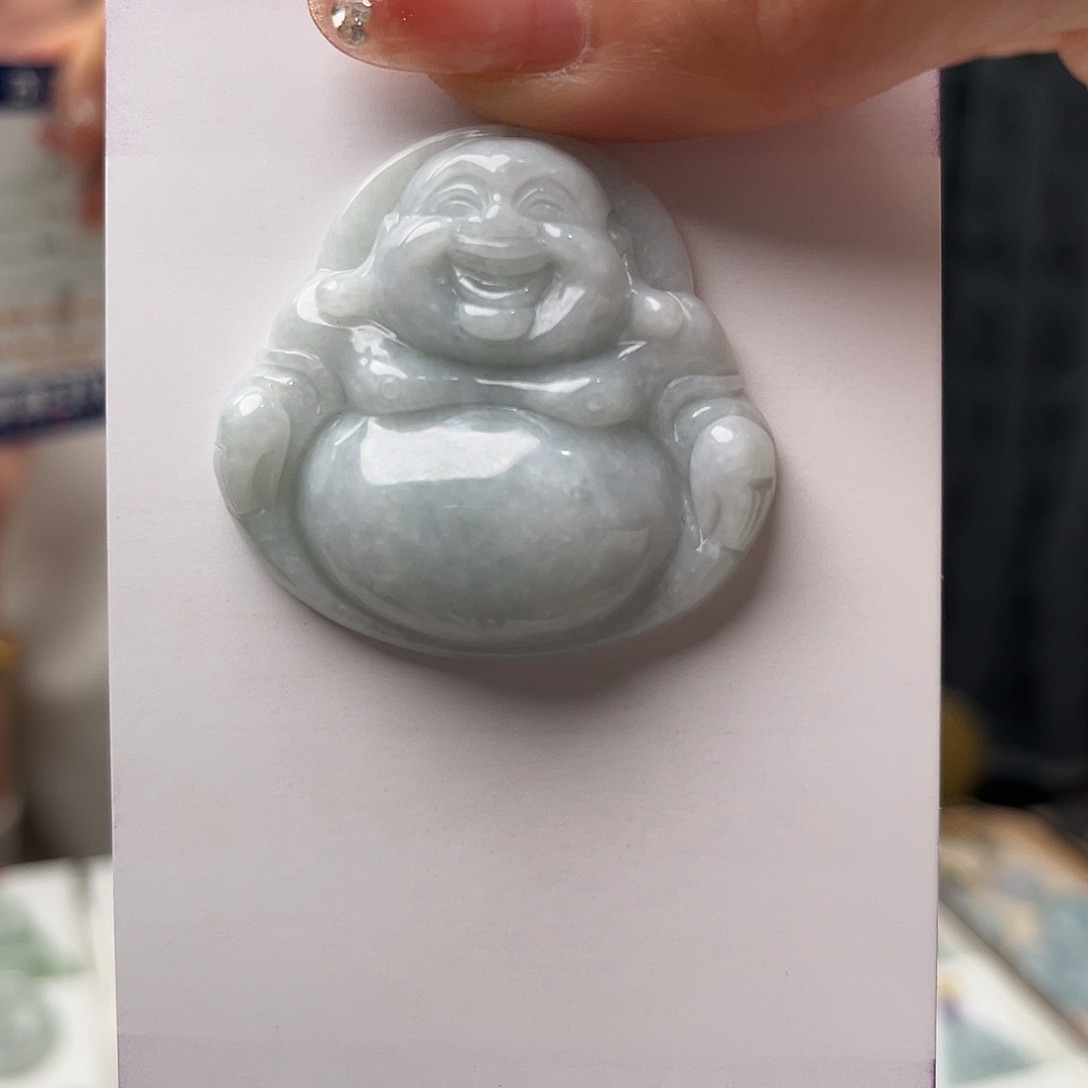 翡翠颈饰未镶嵌佛公