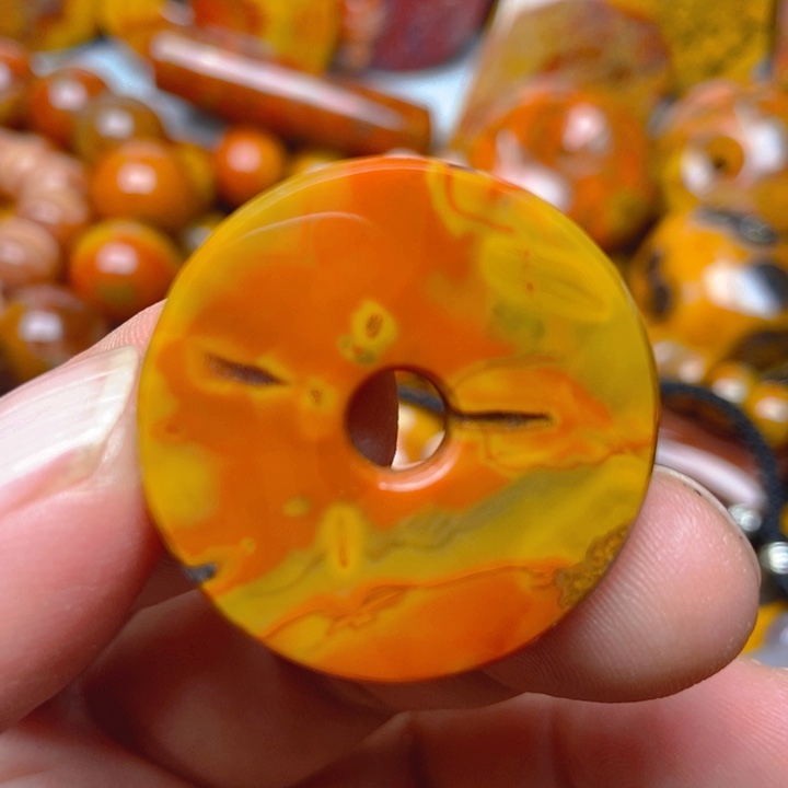 玛瑙/玉髓未镶嵌吊坠